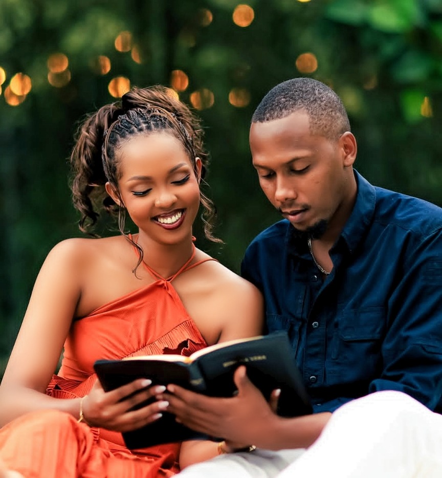 Umukobwa wa Apostle Sosthene Serukiza ageze kure imyiteguro y’ubukwe n’umukunzi we Mutware