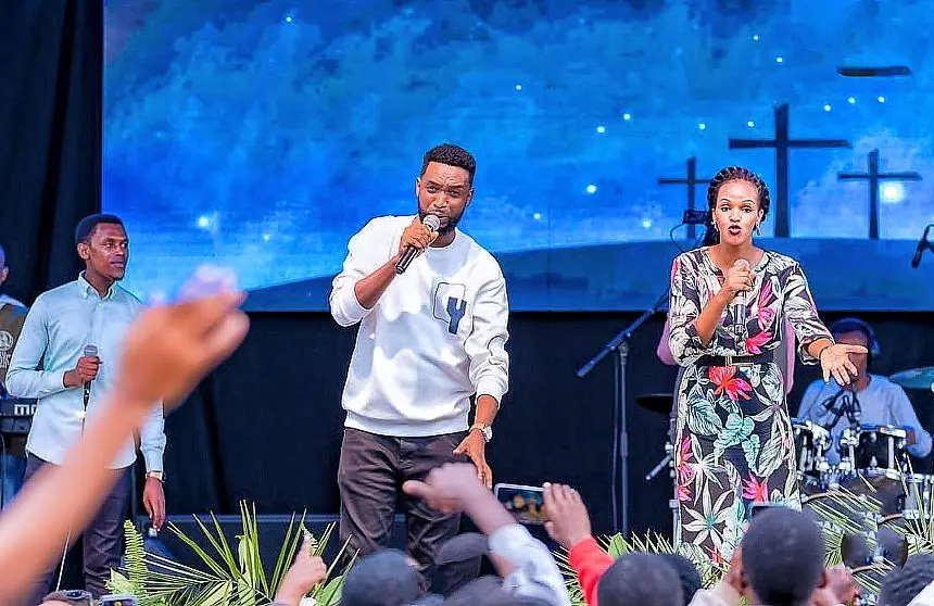 Nyuma ya “Shimwa Yesu wanjye”, James na Daniella bagiye gushyira hanze album nshya