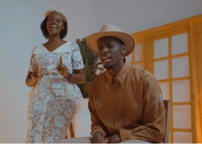 Abaramyi Papi Clever & Dorcas bagaragaje Yesu Kristu nk’urufatiro rw’ubuzima rudahungabana mu ndirimbo nshya yabo