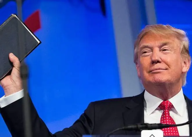 Nyuma yo kumara iminsi mu makimbirane na Papa Trump yitabiriye igikorwa cyo gusoma Bibiliya