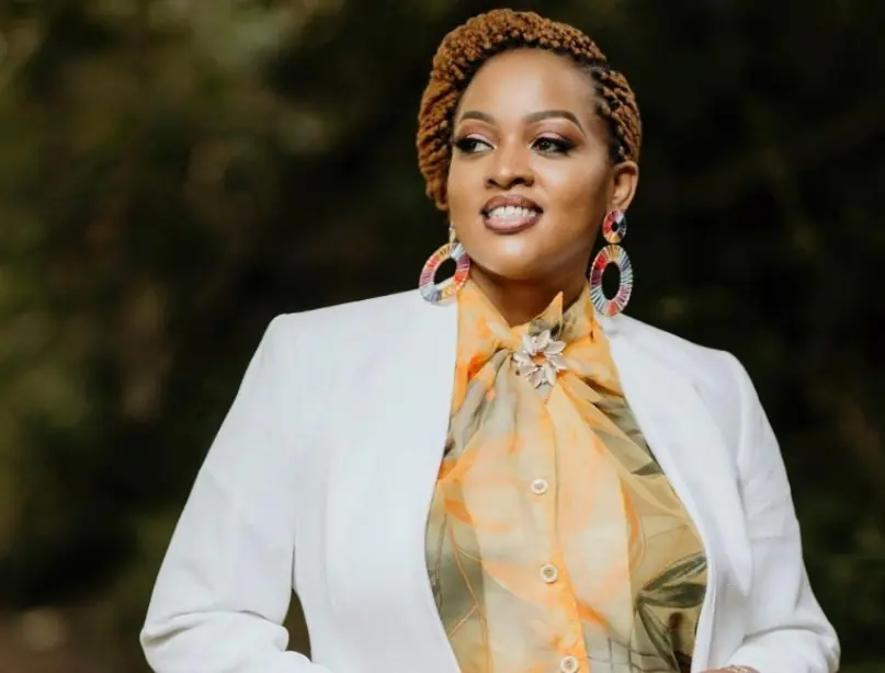 Aline Gahongayire agiye gutanga undi musanzu mu muziki wo kuramya Imana binyuze mu gushyigikira impano nshya