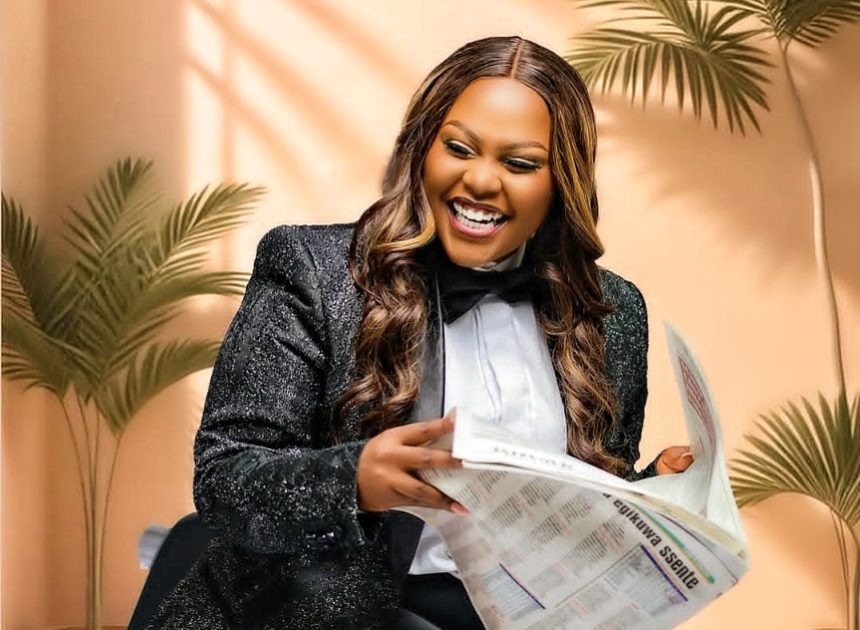 Umuramyi Martine wamamaye nka Marvine  yatangiye urugendo  rwo gutegura ubukwe bwe