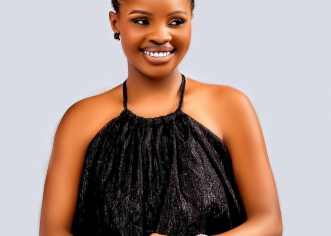 “Narahiriwe album”: Emeline Penzi yateguje umunsi w’amateka ku bakunzi b’umuziki wo kuramya