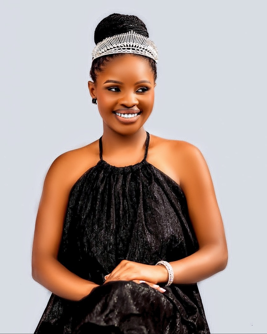 “Narahiriwe album”: Emeline Penzi yateguje umunsi w’amateka ku bakunzi b’umuziki wo kuramya