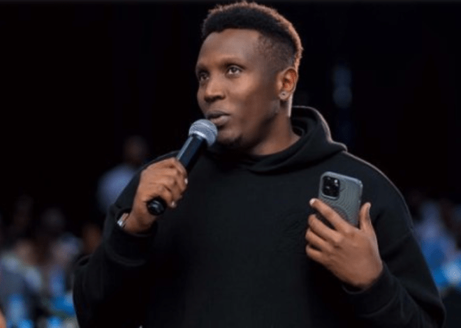 Umuhanzi Muneza Christopher yasabye Kiliziya Gatolika kongera imbaraga mu kuramya no guhimbaza Imana