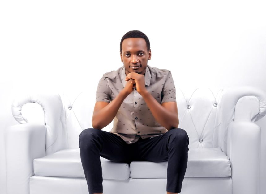 Nyuma yo Gusoza Kaminuza, Sam Hope (Saho) Yinjiye mu Muziki wo kuramya Imana na“Sinagenda Njyenyine”: Indirimbo Ye Mbere