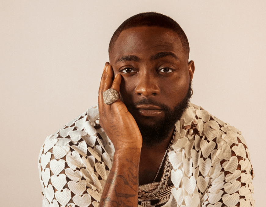 Mpora nsenga nsaba Imana ngo izanyereke igihe gikwiye cyo kuva mu muziki ntarasenya ibyo nubatse – Davido