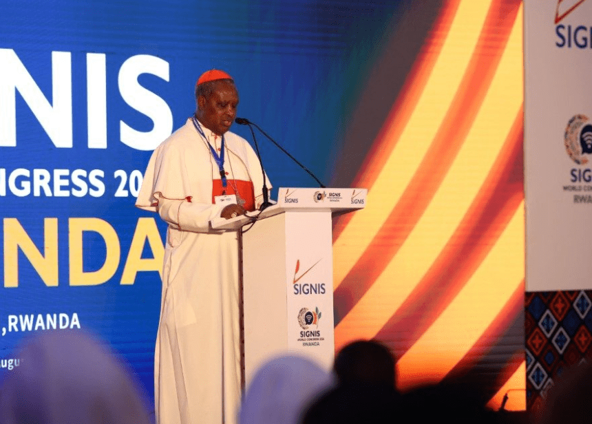 Abanyamakuru bakwiye kuba intumwa z’amahoro_Karidinali Kambanda ubwo yatangizaga Signs World Congress 2026