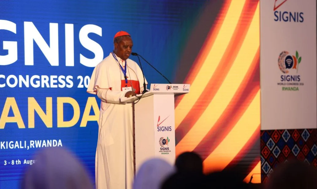 Abanyamakuru bakwiye kuba intumwa z’amahoro_Karidinali Kambanda ubwo yatangizaga Signs World Congress 2026