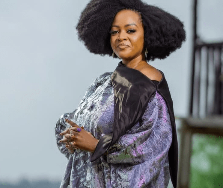 Aline Gahongayire: Kwikunda no kwiyubaka ni umuti ukomeye urinda kwiheba