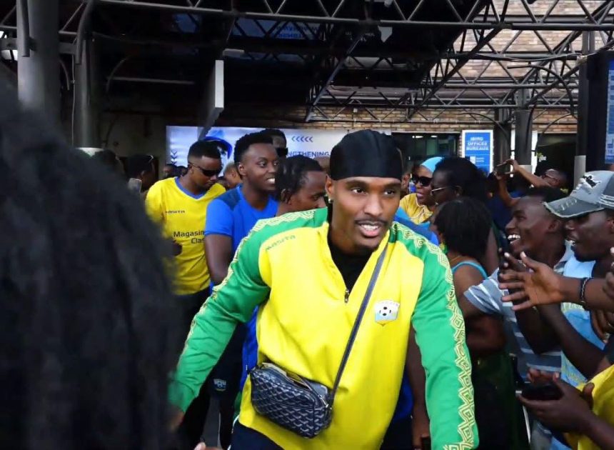 Amavubi Finally Arrive in Kigali After a Tough Journey from Cape Verde
