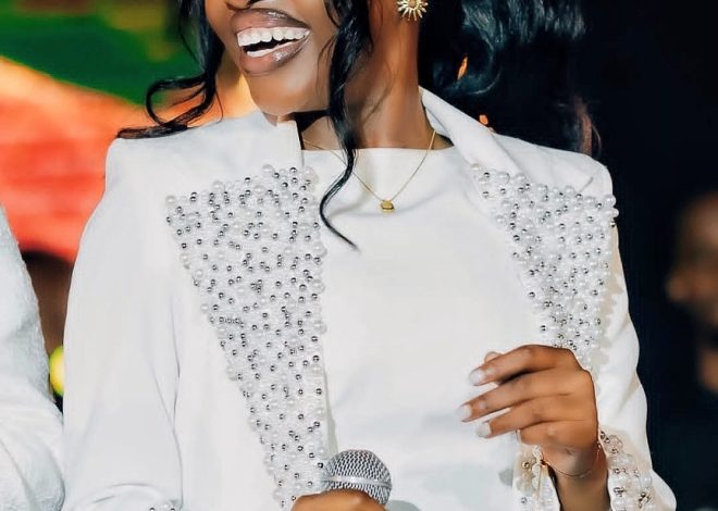 Emeline Penzi yiyongereye ku baramyi bazataramira muri “Ndi Uwe Live Concert – Edition 3”