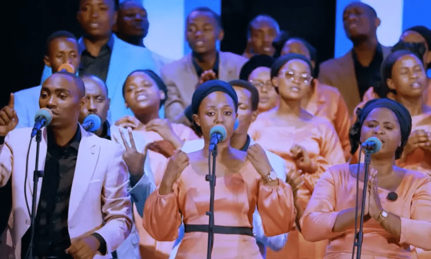 Korali Bethlehem yasohoye indirimbo nshya yitwa “You are Holy” mu mbyino nziza